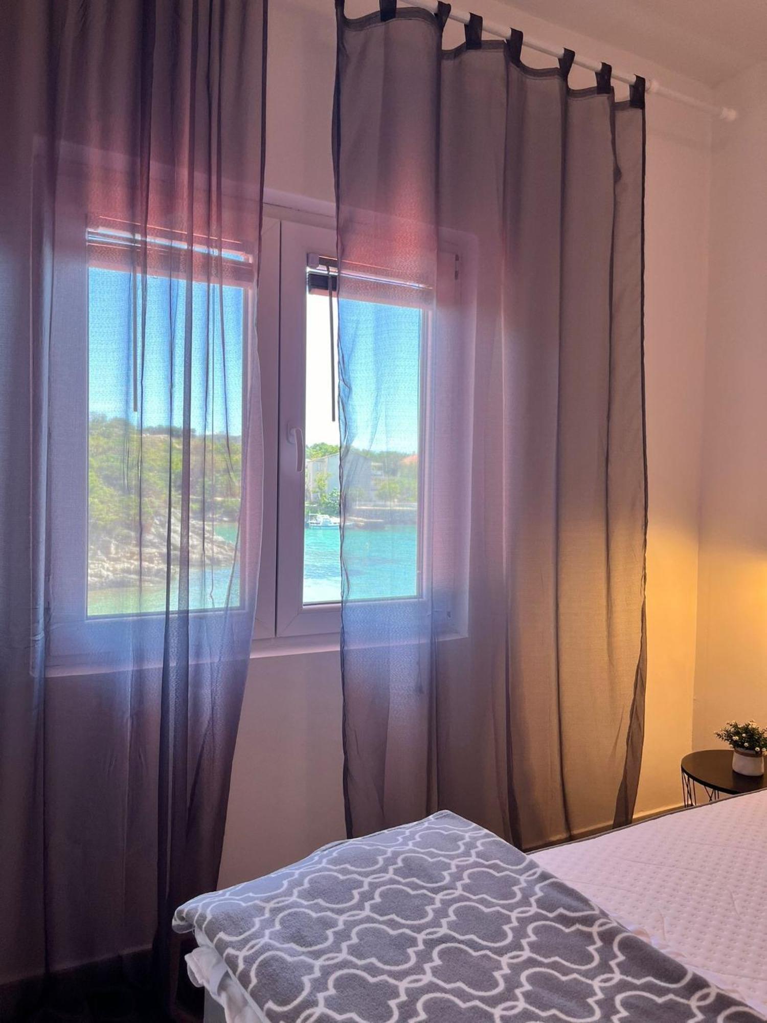 Apartments By The Sea Potocnica, Pag - 222 Novalja Phòng bức ảnh