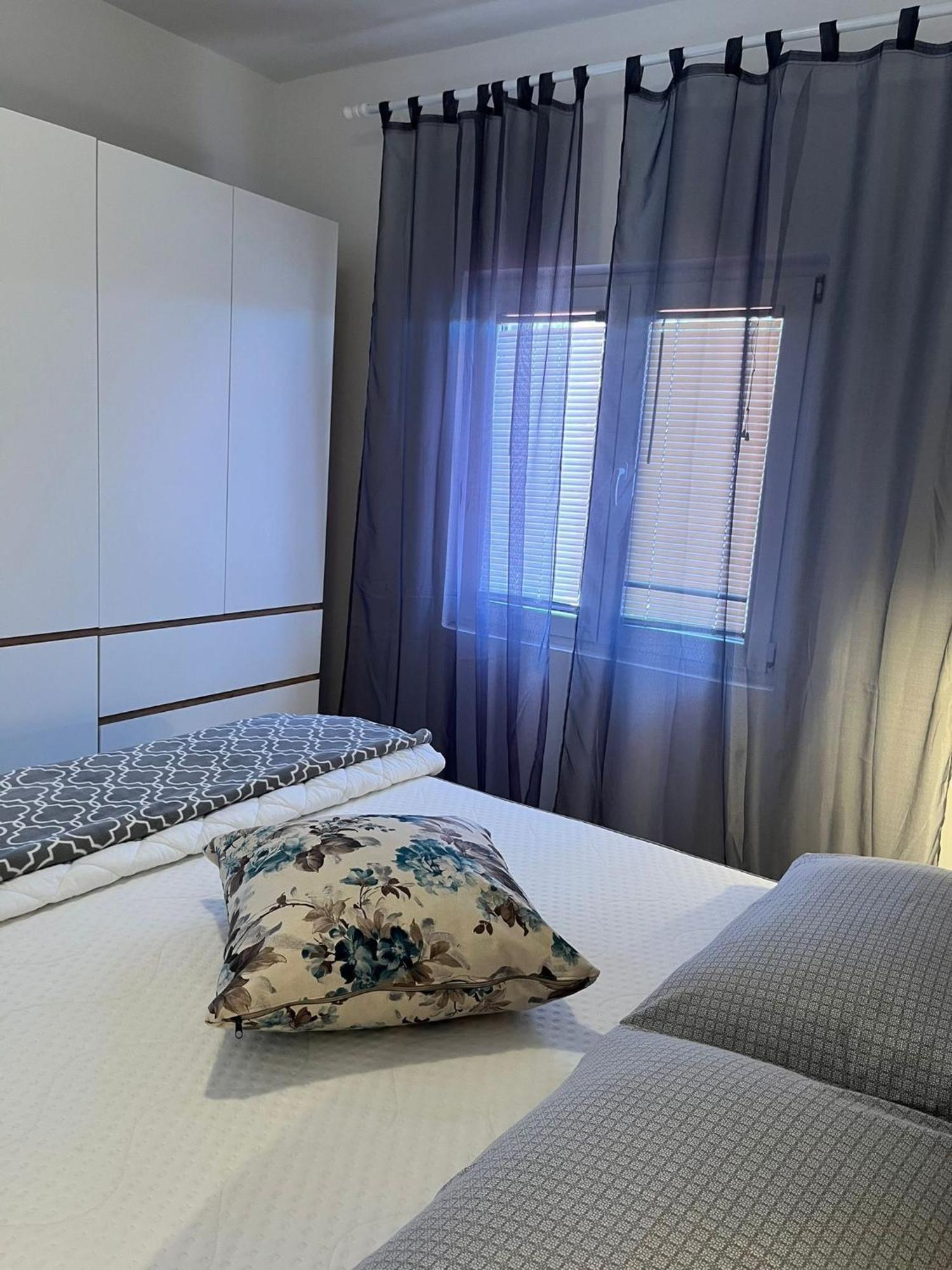 Apartments By The Sea Potocnica, Pag - 222 Novalja Phòng bức ảnh